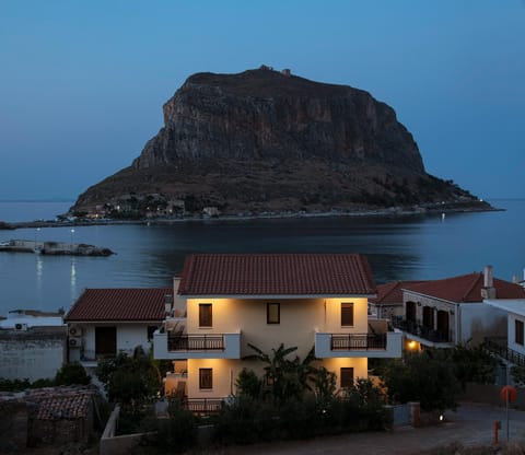 Property building, Landmark view, Sea view