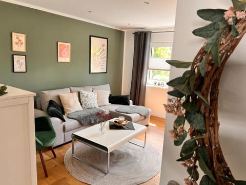 BeeHome Euskirchen Apartment in Euskirchen