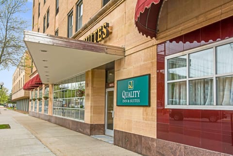 Quality Inn & Suites Hotel in Minnesota