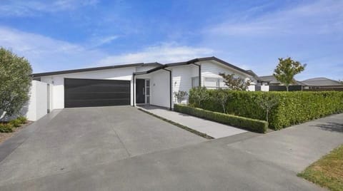 7*7 holiday home Casa in Christchurch