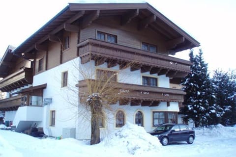 Property building, Winter