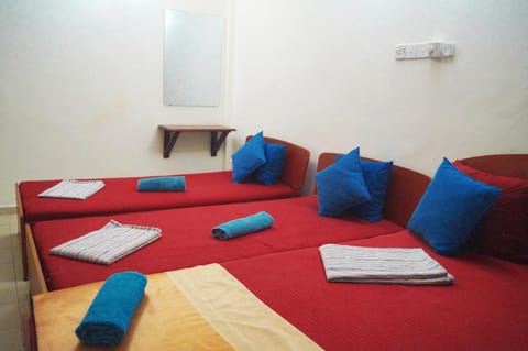 Oasis Skybeach Hostel - Negombo Hotel in Negombo