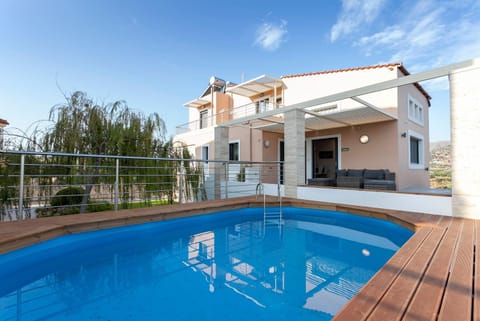 Balcony/Terrace, Swimming pool