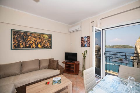 City walls sea view Apartment in Corfu