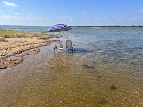 Property building, Activities, Beach, Lake view, Lake view