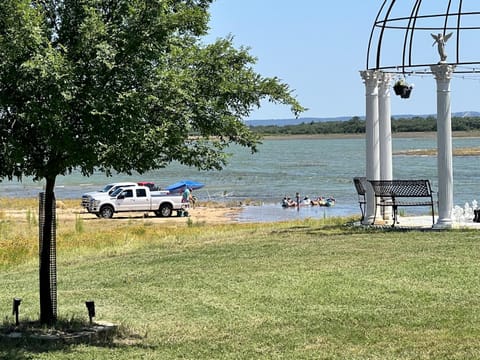 Activities, Lake view, Lake view, group of guests