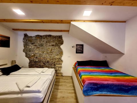 Old Piran Pianino Beachfront Apartment in Piran