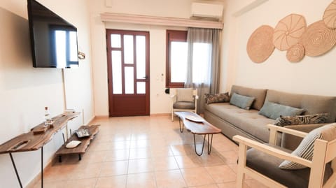 Comfortable Apartment with Garden - Casa con Vista Condo in Lasithi