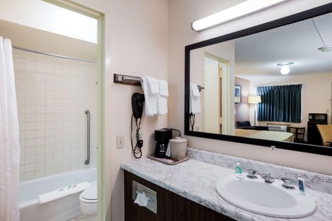 Bathroom, Photo of the whole room, On site