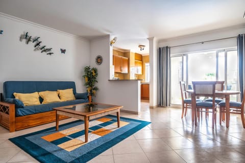 Close to beach Alvor 1 bedroom apartment Villa da Praia AT08 Condo in Alvor