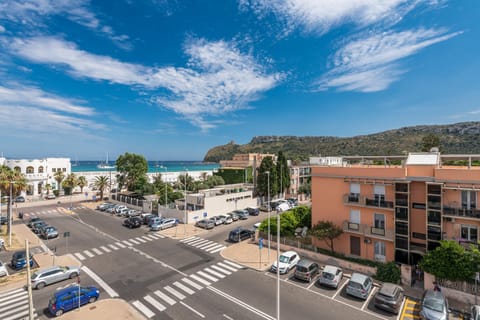 Neighbourhood, Beach, Street view