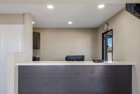 Lobby or reception, On site