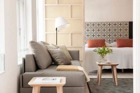 Bed, Living room, Photo of the whole room, Bedroom