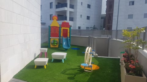 Children play ground, Kids's club