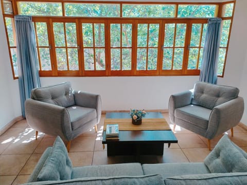 Infinity lounge apartment, lujoso, céntrico y amplio Condo in San Rafael