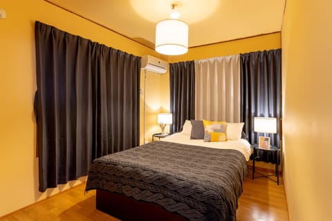 Deluxe Room 130平米 URUMAHOTEL Casa in Okinawa Prefecture