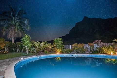 Night, Garden, On site, Garden view, Mountain view, Pool view, Swimming pool, Swimming pool