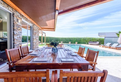 Ferragudo Premium Villa - heatable pool & river views Moradia in Ferragudo