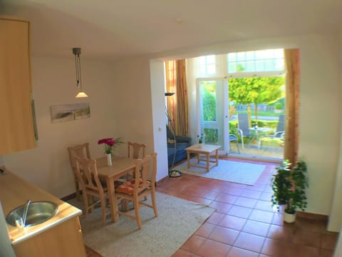 Living room, Dining area, Garden view