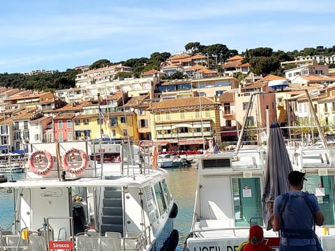 LA PLAGE Apartment in Cassis