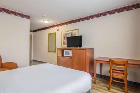 Red Lion Inn & Suites Port Orchard Hotel in Port Orchard