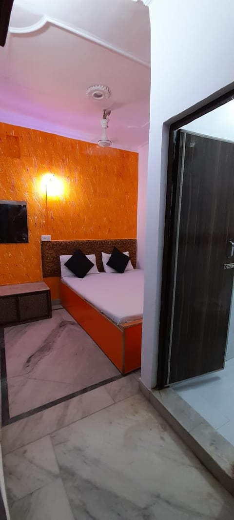 G Vibes Guest House Hostel in Agra