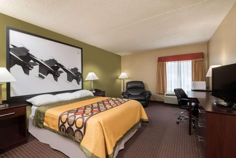 Super 8 by Wyndham Miamisburg Dayton S Area OH Hotel in Miamisburg