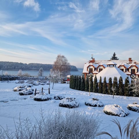 Winter, Lake view