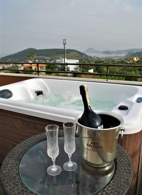 Balcony/Terrace, Swimming pool