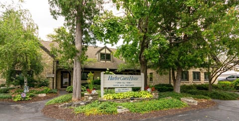 Property building, Natural landscape