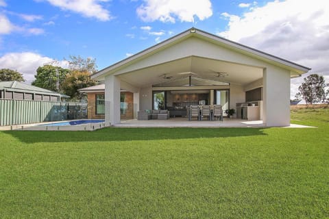 Woodbine Waters House in Yarrawonga