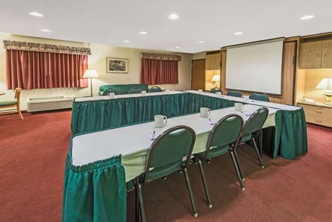 Meeting/conference room