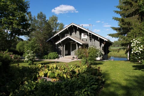 Property building, Natural landscape, Summer