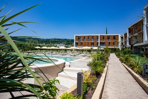 Other, Pool view