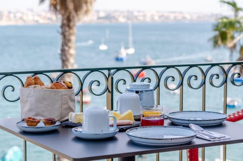 Balcony/Terrace, Food and drinks, Food, Sea view, Breakfast