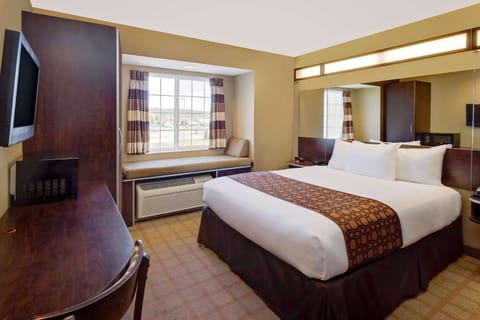 Microtel Inn & Suites by Wyndham Prairie du Chien Hotel in Prairie du Chien