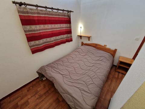 Bel appartement 3 pièces 6/7 pers. - 150m des pistes, 300m du centre - Modane - FR-1-265-304 Apartment in Piedmont