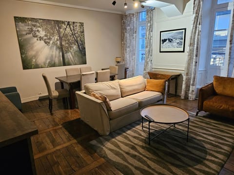 MAIRIE -APPT 75M2 -3 CHBRES Séparées Apartment in Rennes