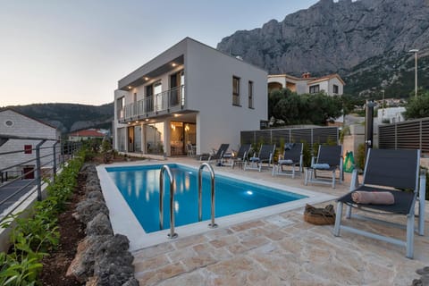 Villa Smart Chalet in Makarska