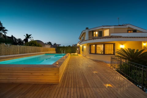 Property building, Swimming pool, Swimming pool, Sunset