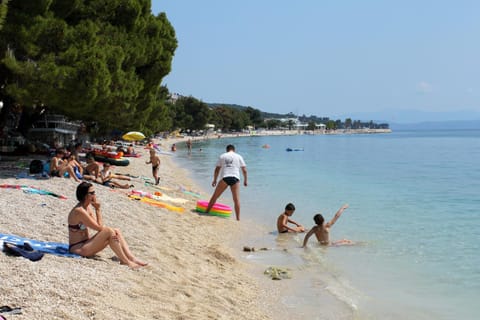 Family friendly apartments with a swimming pool Gornji Tucepi, Makarska - 17686 Condo in Tučepi