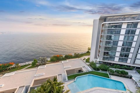 FAM Living Bluewaters - Island Living - Ain Dubai & Sea View Apartment in Dubai