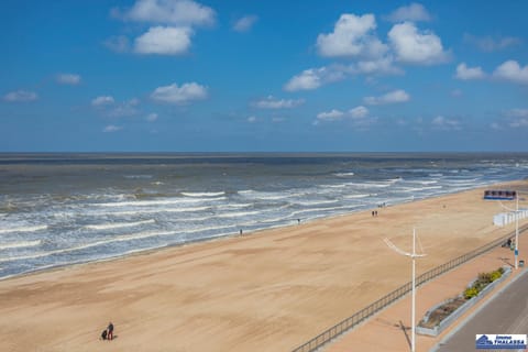 Atlantic 0504 Apartment in Koksijde