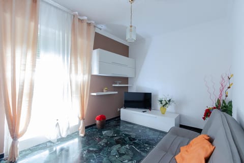 House Henry Apartment in Savona