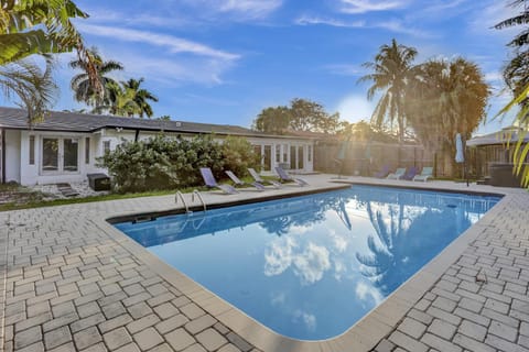 Casa Ria Luxury House & Private Pool Near Aventura Mall Villa in Ojus
