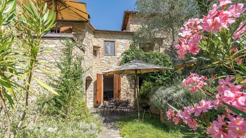 Mantegna House in Radda in Chianti