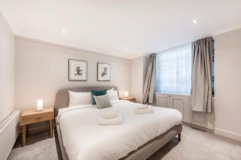 Stylish 2 bedroom flat in Knightsbridge Apartment in City of Westminster