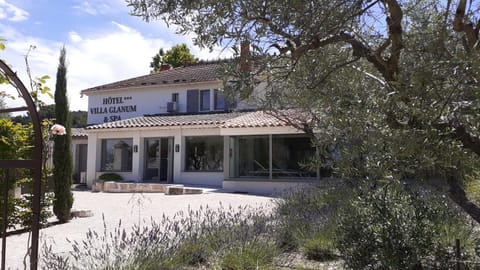 Hôtel Villa Glanum et Spa Hotel in Saint-Remy-de-Provence