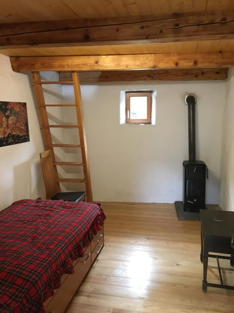 Rustico Ca d'Damunt Apartment in Canton of Ticino