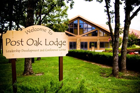 POSTOAK Lodge and Retreat Capanno nella natura in Tulsa